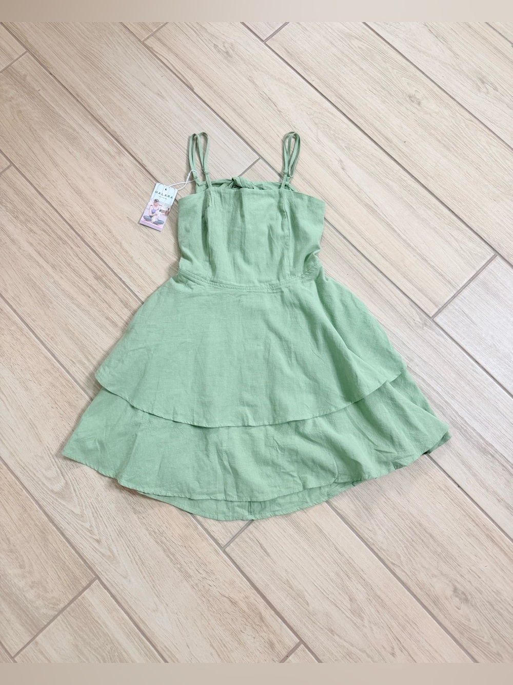 Halara NWT Light Green Tie Back Tiered Ruffle Mini Dress Size M Linen Feel